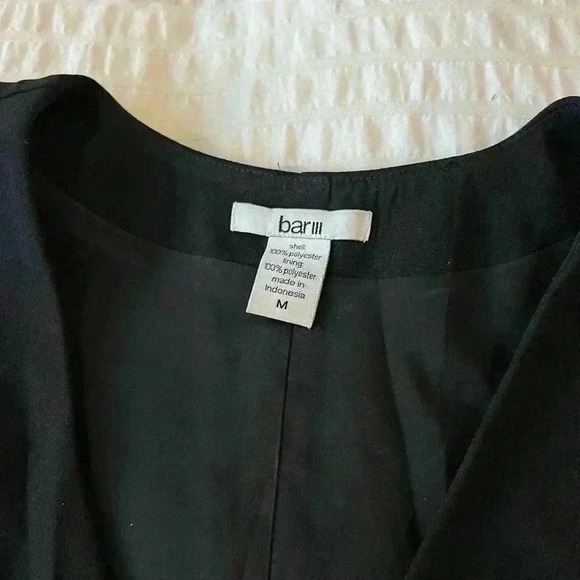 Bar III black polyester shift dress (with pockets!) size medium - Picture 7 of 7